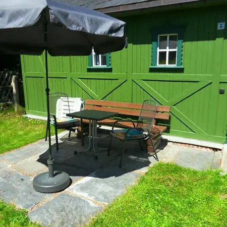 Apartment Tiny House Im Wiesenbad